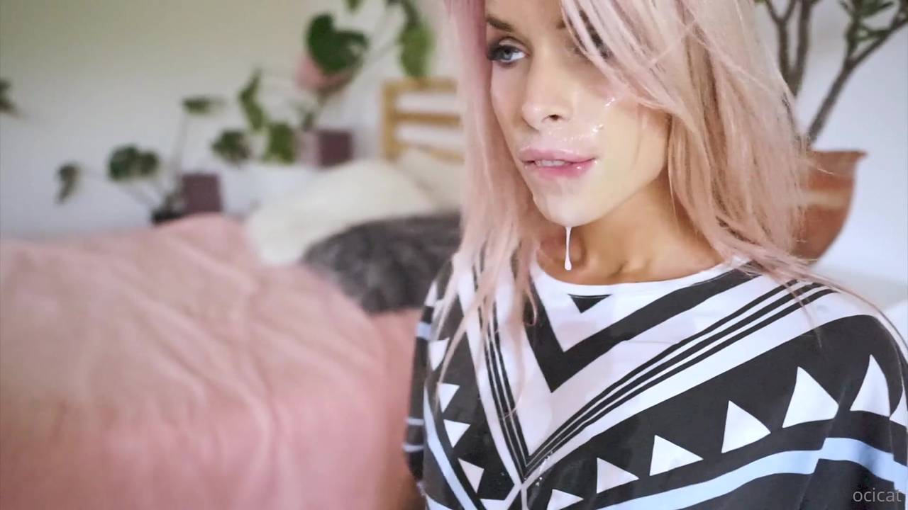 Pink hair babe sucking a dildo