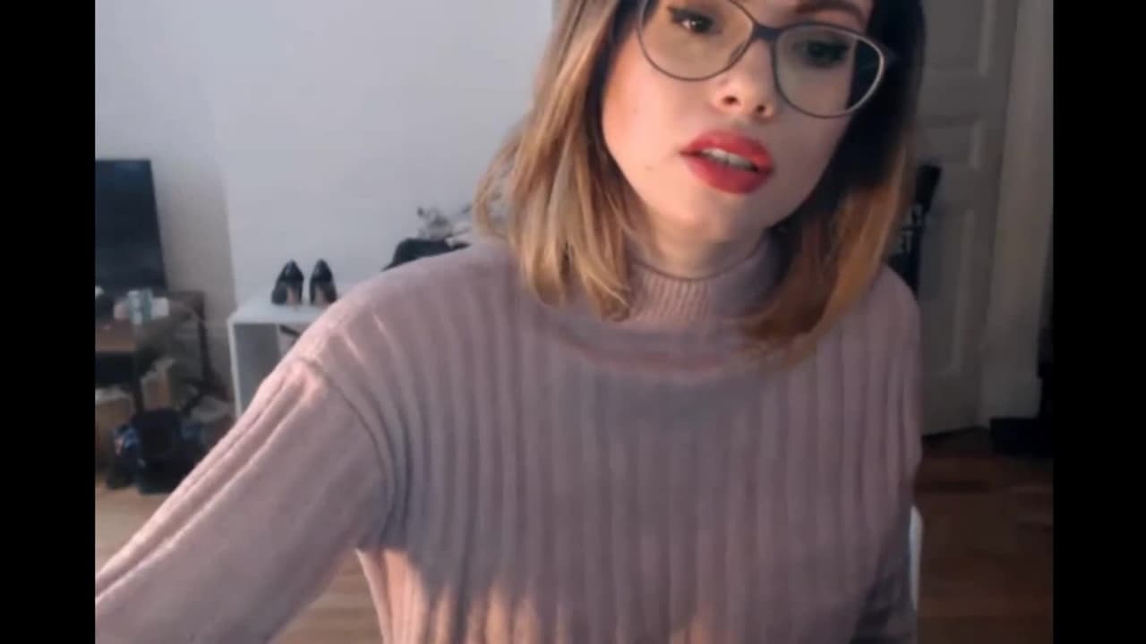 Pretty busty babe masturbates with fingers