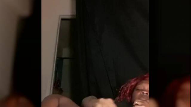 This black woman is horny as fuck and ready to cum