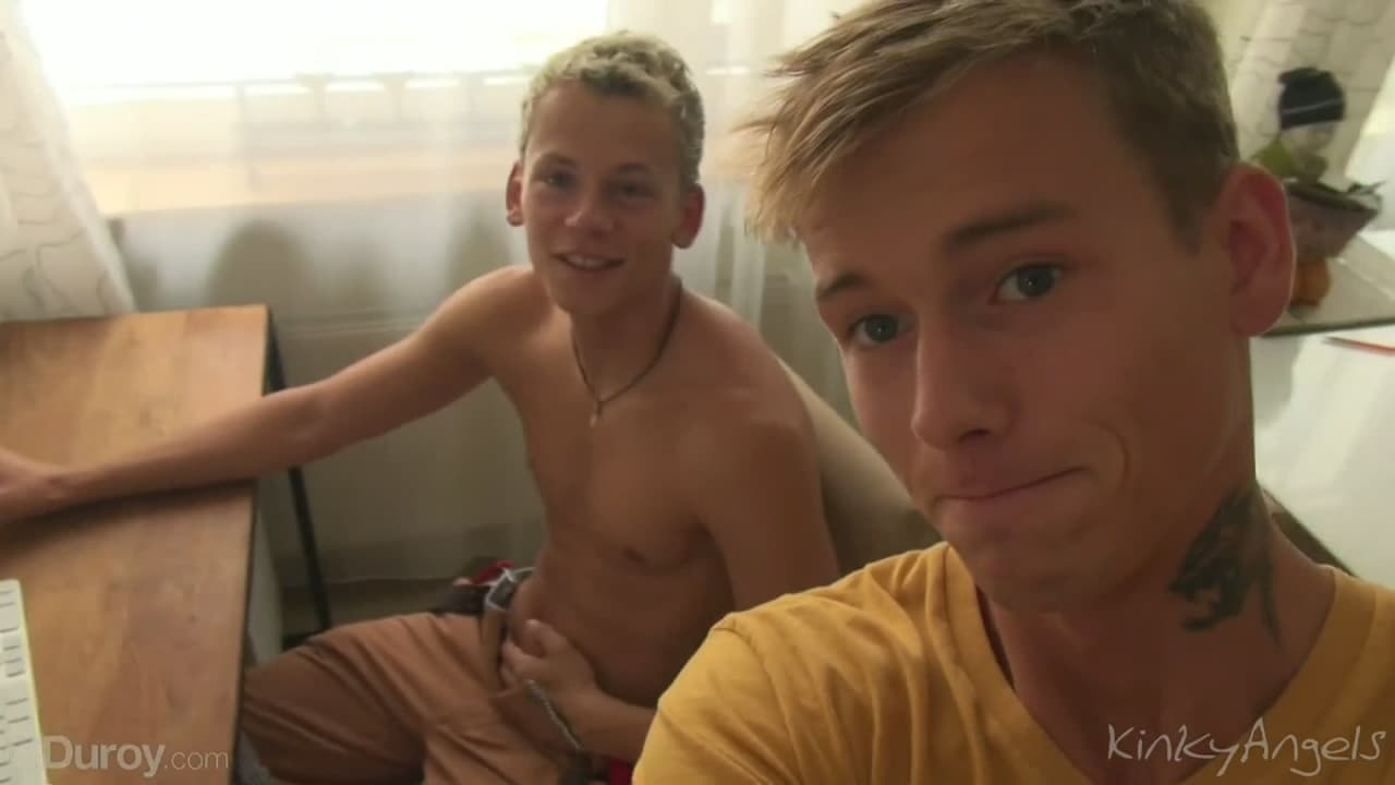 A young blonde twink fucks his mate