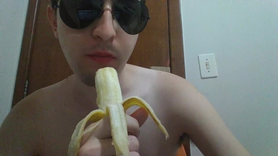 Inserting a banana in the asshole and playing