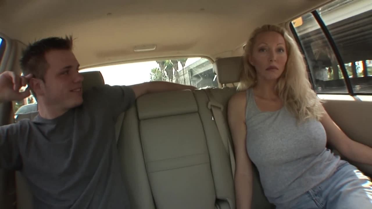 South beach slut gets fucked in the car!